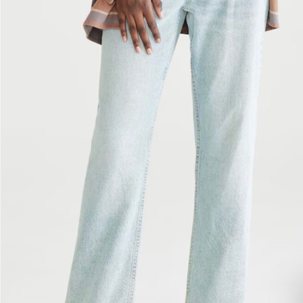 NWT!  Aeropostale Low Rise Baggy Non Stretch Jeans for Women, Size 0 Short